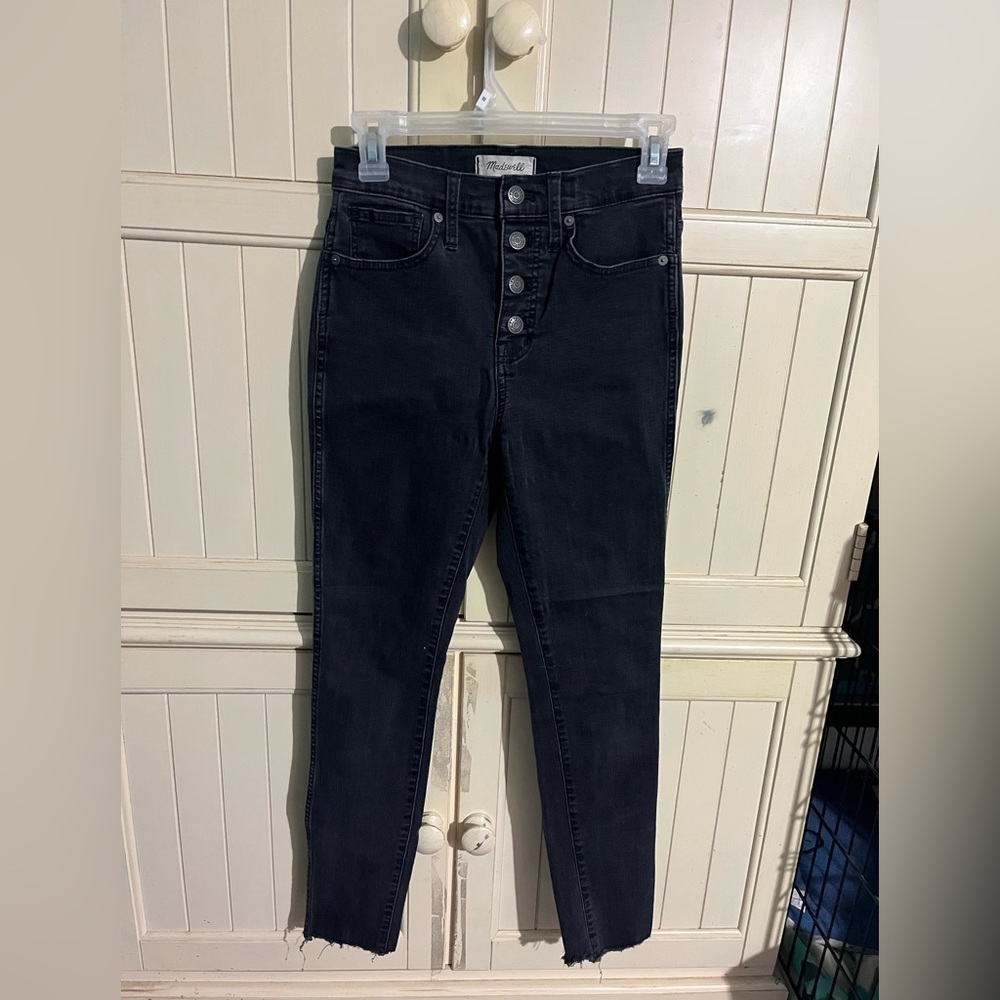 Madewell 10" High-Rise Skinny Jeans in Berkeley Black: Button-Through Edition - Picture 6 of 12